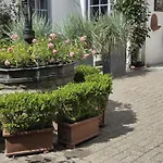 Lägenhet 335 *
